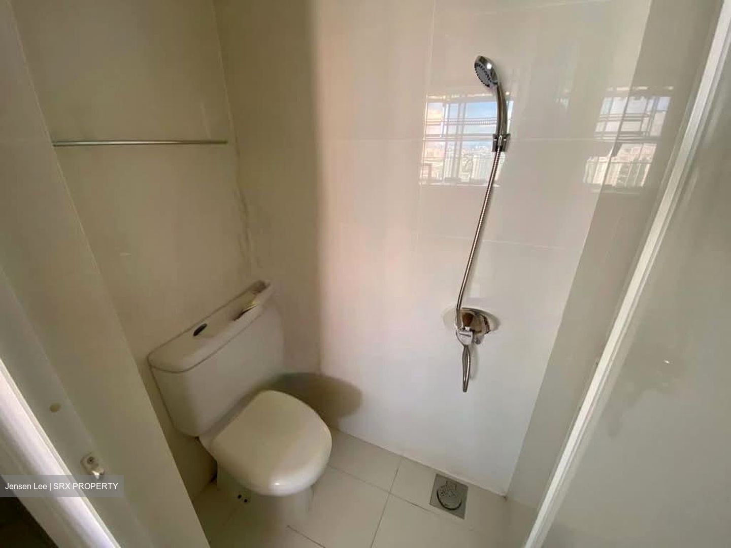 Centro Residences (D20), Condominium #566491431